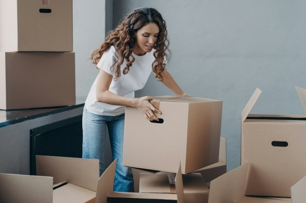Master your move: top tips to turn relocation stress into fun